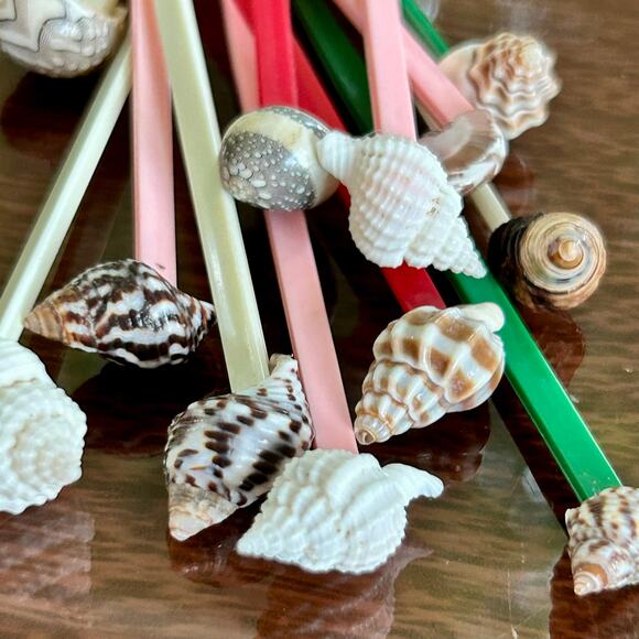 Set of 12 Vintage Shell Drink Picks – Coastal Tiki Party Seashell Cocktail Picks - Picture 2 of 11